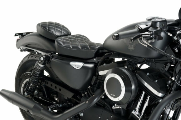 Passenger seat for Sportster - Diamond stitching - immagine 6