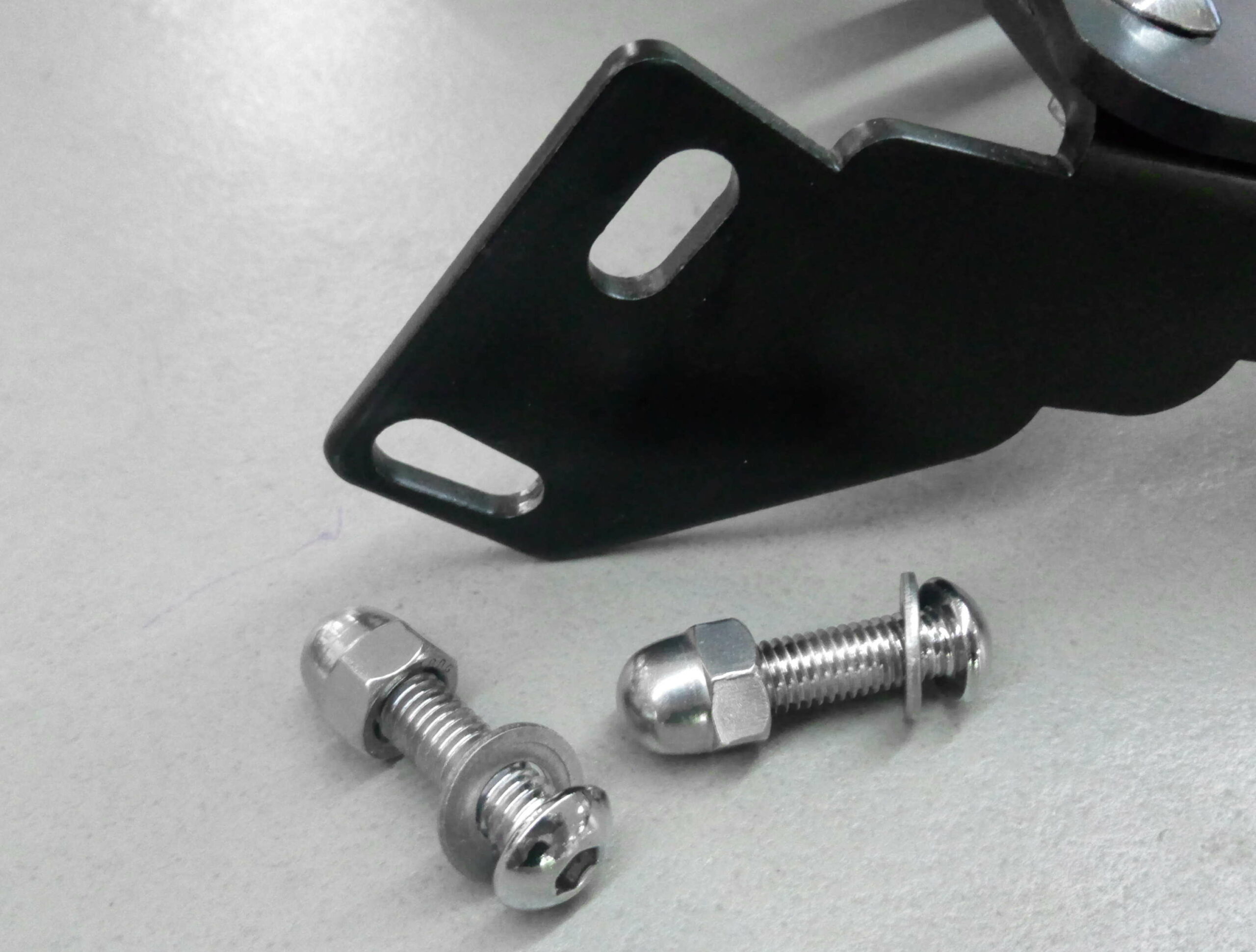 PORTAPACCHI PORTA PACCHI NUOVO NERO ORIGINALE PER PIAGGIO CIAO C7 PX PXV