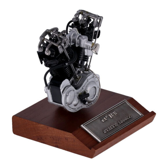 Modellino collezionabile in metallo motore 61ci 1915>1924