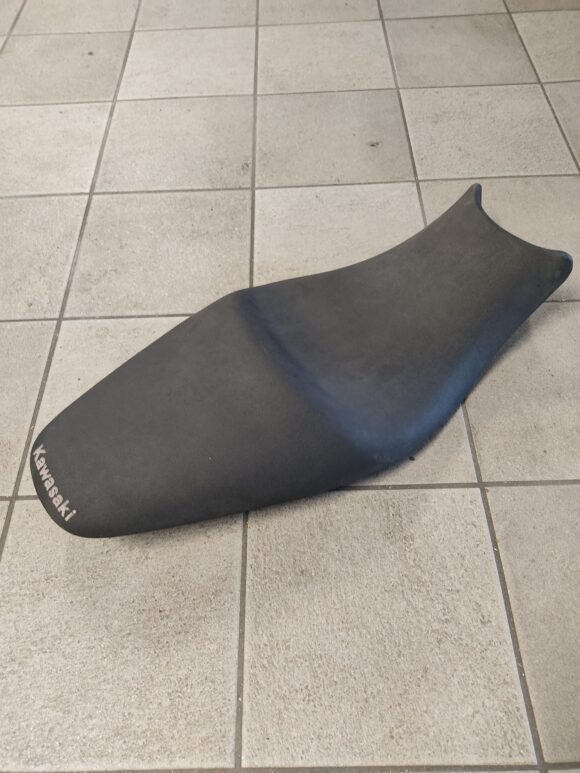 |USATO| <br/>Sella Kawasaki ER6-N