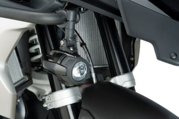 Kit completo faretti LED Puig High-Beam 40W (fari + supporti + cablaggio + interruttore)