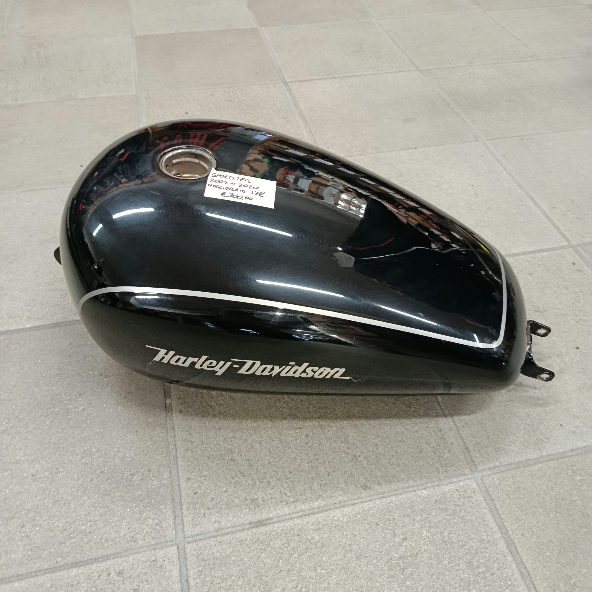 |USATO| <br> |PREZZO RIBASSATO| <br> Serbatoio 4.5 galloni (17.5l) per Sportster XL 2007>2021 - immagine 2